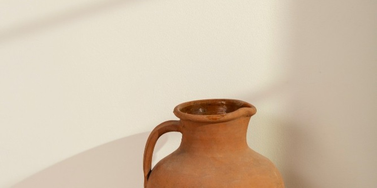 Some benefits of drinking water from a pottery jug