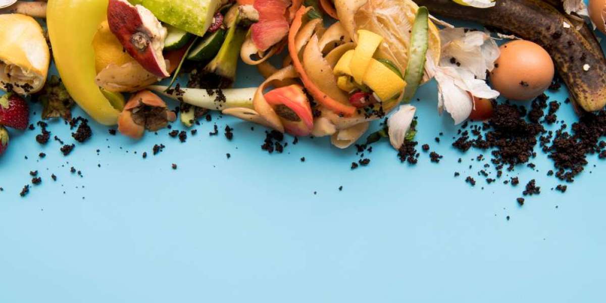 Europe Moves to Reduce Food Waste and "Fast Fashion"... and Challenges for Recycling