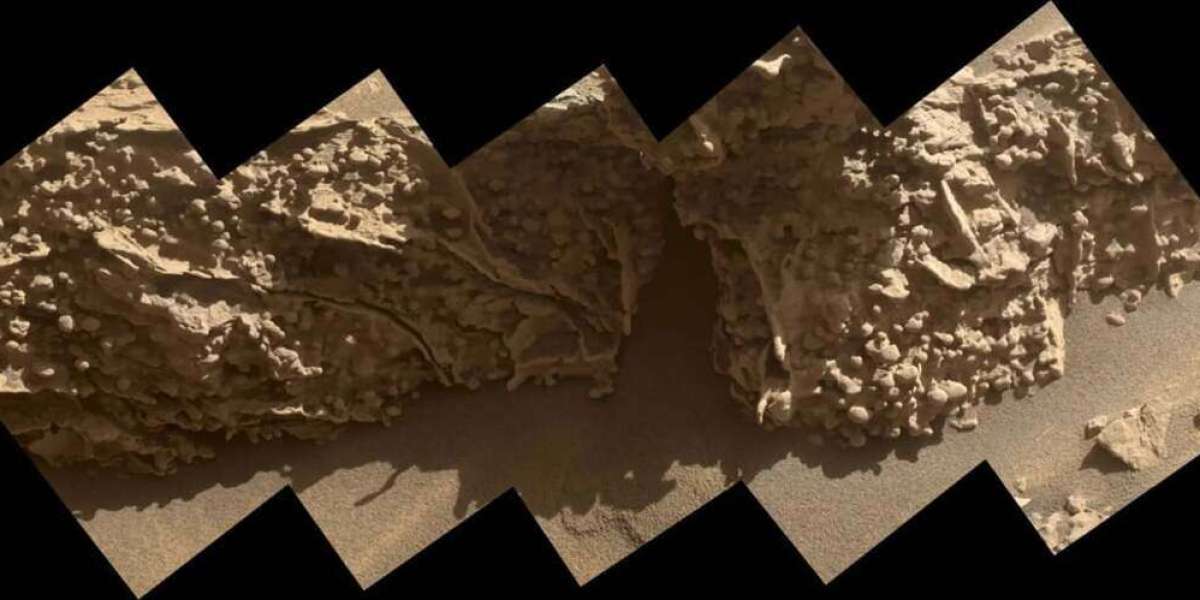 Mars Habitability Breakthrough: NASA’s Curiosity and Perseverance Discover Complex Organic Molecules, Quartz & Ancie