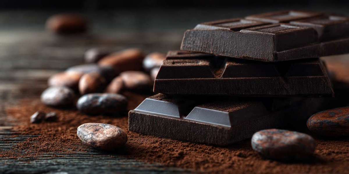Dark Chocolate Health Benefits: Nutrition, Risks, and How Much You Should Eat Daily
